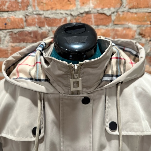 Women's Long Hooded Anorak Style Windbreaker Jacket | Outdoor Raincoat - Picture 9 of 10